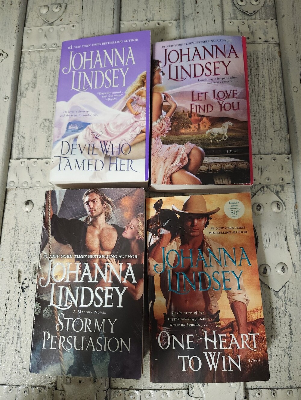 Johanna Lindsey Historical Romance Novels(4)